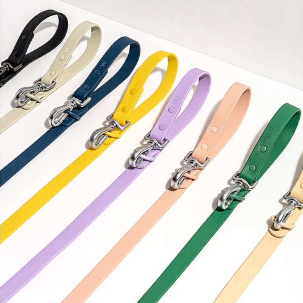 Wild One Waterproof Dog Leash - Standard Size - Pink - Picture 15 of 16